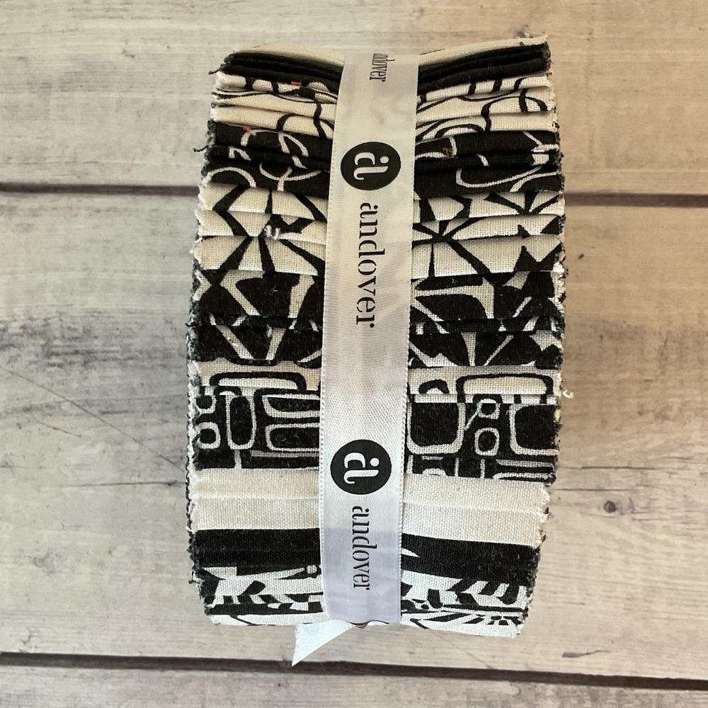 Andover Fabric Black White Roll Cotton Quilting B And W 40 Pcs Double Scoop